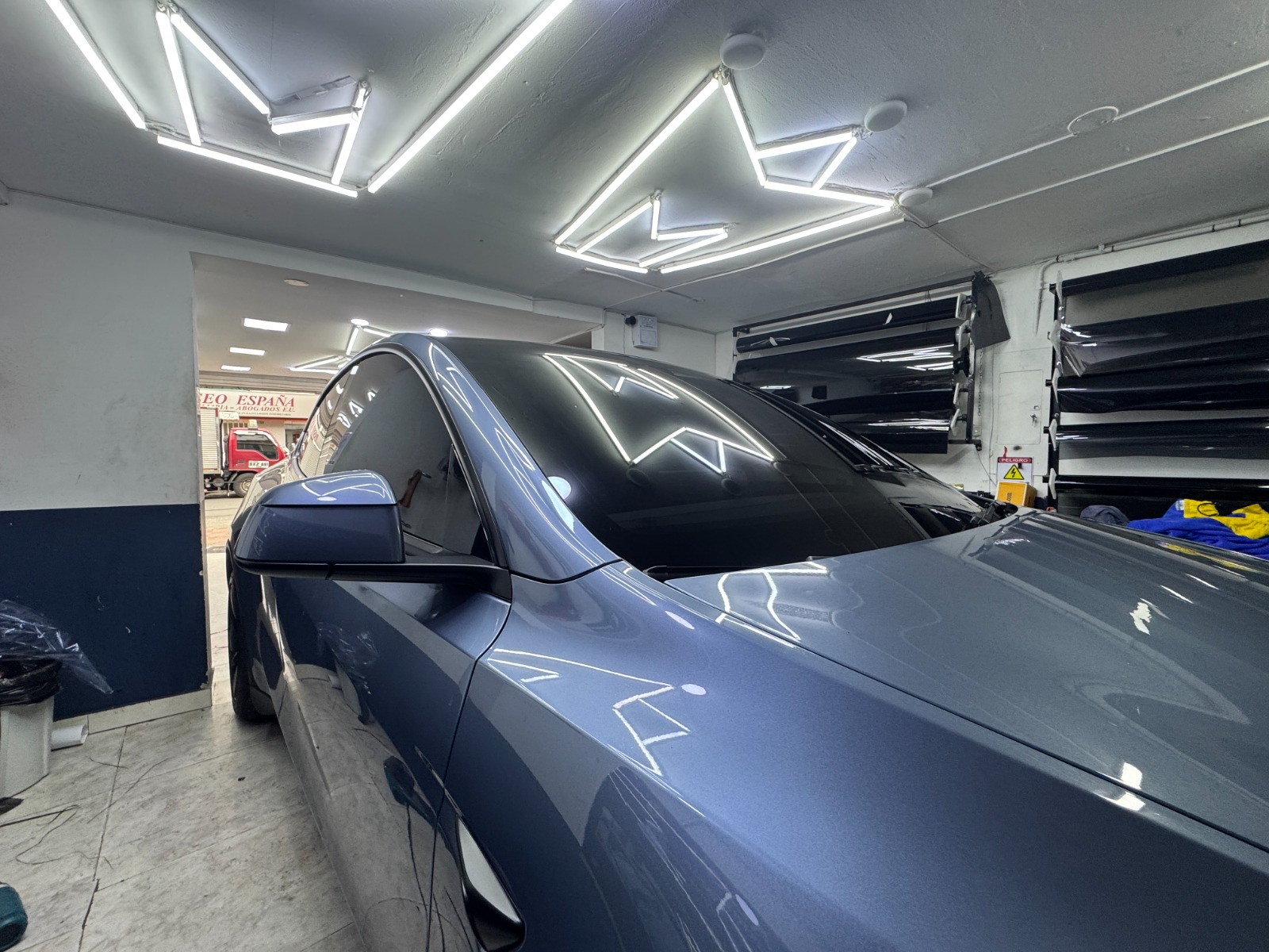 Polarizado para tesla model y